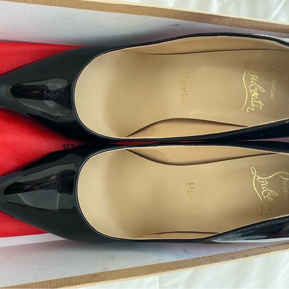 SOLD - Picture 1 of 3